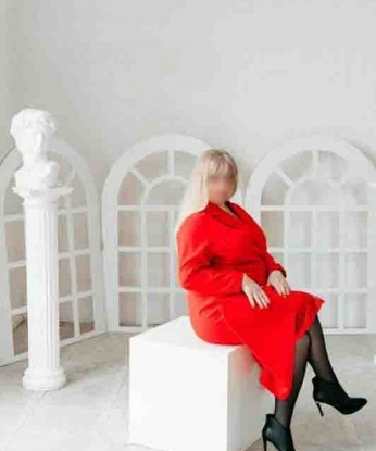 Полина, 35